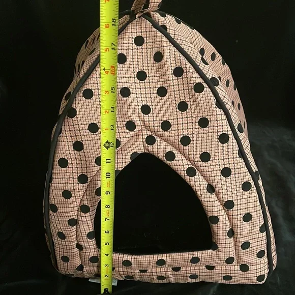 Pet Cave Bed - Picture 9 of 10